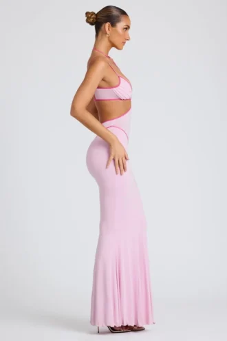 Vestido de noche Bella con ribete en contraste y aberturas en rosa suave