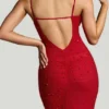 Vestido de noche con escote pronunciado y adornos Colmar en rojo