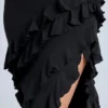 Vestido de noche con volantes y paneles Aurelie en negro