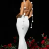 Vestido de noche de jersey elástico con detalles de rosas de Aldona en blanco