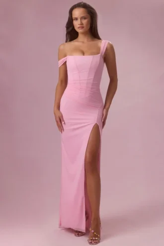Vestido de novia con corsé drapeado de malla Naelle en rosa algodón de azúcar