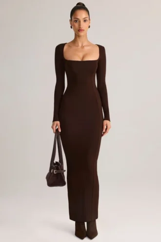 Vestido largo ajustado de cuello cuadrado Lux Modal en marrón chocolate