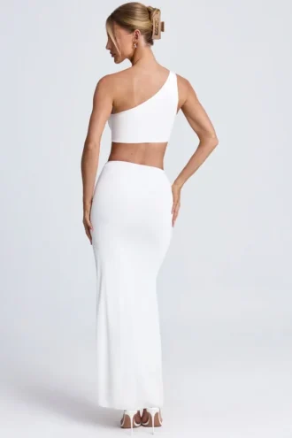 Vestido largo asimétrico con detalle de herrajes Rosalia en blanco
