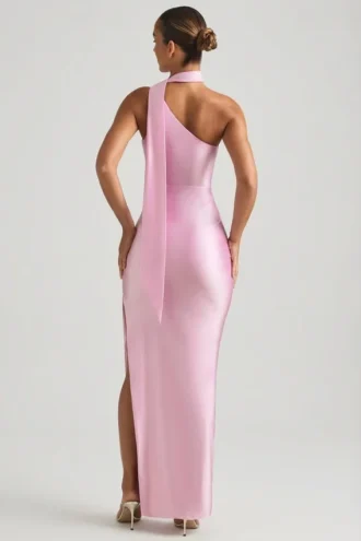 Vestido largo asimétrico con detalle de pañuelo Sheril en rosa suave