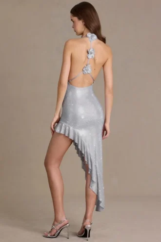 Vestido largo asimétrico con escote pronunciado y adornos Vivienne Premium en color plata