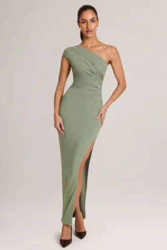 Vestido largo asimétrico con fruncidos Maude Modal en verde salvia