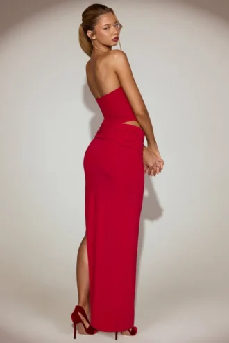 Vestido largo bandeau con aberturas de jersey suave Zorya en rojo intenso