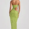 Vestido largo bandeau con aberturas y adornos Alamea en verde pera