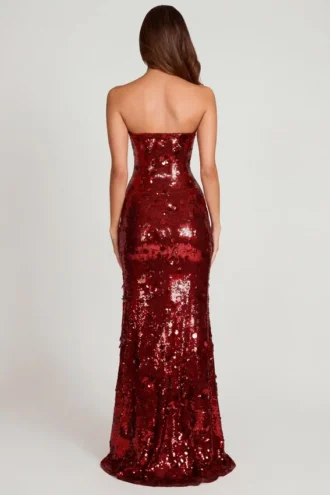 Vestido largo bandeau con adornos 3D de Nottola en rojo