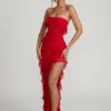 Vestido largo bandeau con volantes de Nevali en rojo
