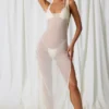 Vestido largo con aberturas y detalles de perlas Pacifica en blanco perla