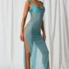 Vestido largo con aberturas y detalles de perlas Pacifica en turquesa