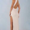 Vestido largo con cuello halter de modal Cataleya en color marfil