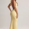 Vestido largo con cuello halter Hallie de modal en color Lemon Sherbet