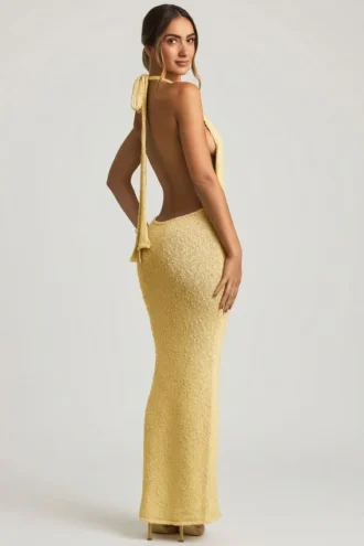 Vestido largo con cuello halter Mirri Bouclé en amarillo