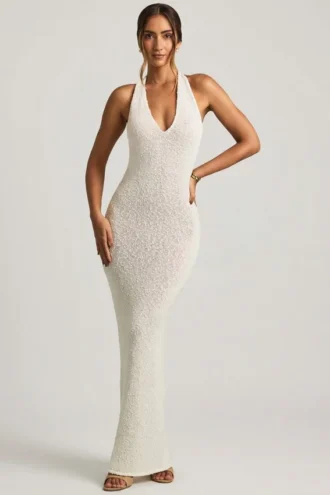 Vestido largo con cuello halter Mirri Bouclé en blanco