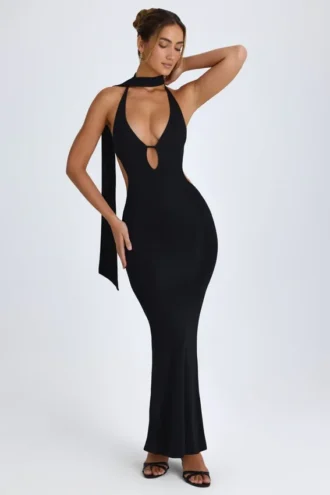 Vestido largo con cuello halter y detalle de pañuelo Anneka en negro