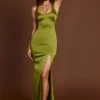 Vestido largo con cuello redondo y lazo en la espalda de Vittoria en verde oliva