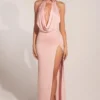 Vestido largo con cuello vuelto Teodora en rosa palo