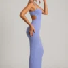 Vestido largo con cuello vuelto y adornos Monte Carlo en azul claro