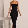 Vestido largo con cuello vuelto y adornos Monte Carlo en negro