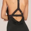 Vestido largo con cuello vuelto y corte hasta el muslo Teodora en negro