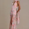 Vestido largo con detalle de bufanda adornada Primrose Premium con estampado floral rosa