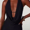 Vestido largo con escote pronunciado y cuello vuelto Mariposa en negro
