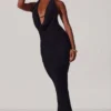 Vestido largo con escote pronunciado y cuello vuelto Mariposa en negro