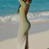 Vestido largo con espalda abierta Naura en verde oliva
