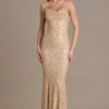 Vestido largo con espalda abierta y adornos Ariette Premium en dorado
