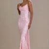 Vestido largo con espalda abierta y adornos Ariette Premium en rosa bebé