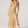 Vestido largo con espalda baja y adornos Lyric en dorado