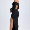 Vestido largo con hombros descubiertos y espalda abierta Honora Modal en negro