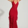 Vestido largo con volantes y cuello halter adornado de Anley en rojo