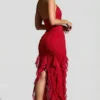 Vestido largo con volantes y cuello halter adornado de Anley en rojo