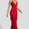 Vestido largo con volantes y cuello halter adornado de Anley en rojo