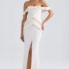 Vestido largo con volantes y hombros descubiertos Hemera en marfil