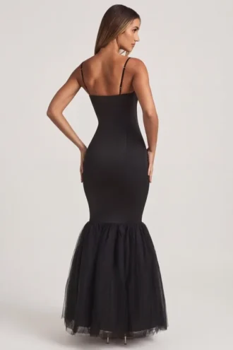 Vestido largo de cola de pez con bajo de tul Adelpha en negro