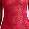 Vestido largo de cola de pez de encaje transparente Marietta en rojo cereza