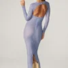 Vestido largo de manga larga con adornos Yasmin en azul