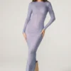 Vestido largo de manga larga con adornos Yasmin en azul