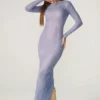 Vestido largo de manga larga con adornos Yasmin en azul
