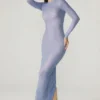 Vestido largo de manga larga con adornos Yasmin en azul