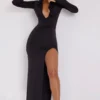 Vestido largo de manga larga con capucha Desdemona en negro