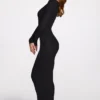 Vestido largo de manga larga con escote pronunciado y tejido de modal acanalado Noa en negro