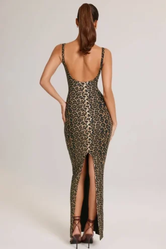 Vestido largo de modal con cuello cuadrado y estampado de leopardo de Soreia