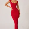 Vestido largo Dolcezza con escote corazón en rojo