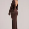 Vestido largo drapeado de manga larga Lani en marrón chocolate