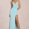 Vestido largo Elanora con escote en V profundo en color aguamarina suave